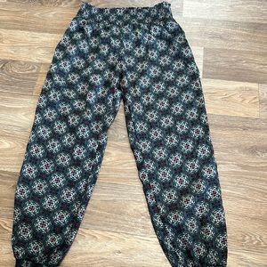 Juniors Aerie joggers soft bohemian print size small womens ladies girls